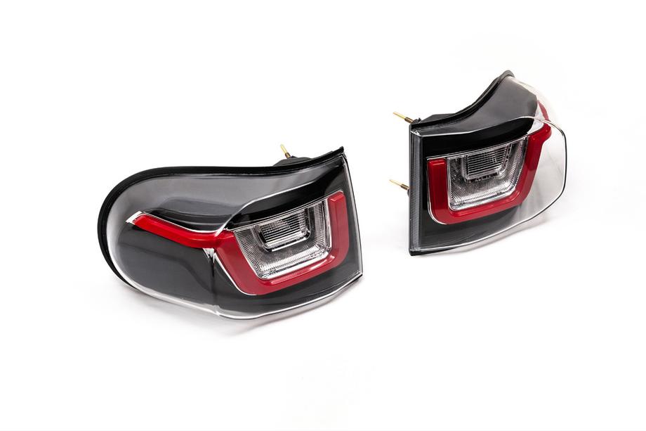 Toyota FJ Cruiser 2006-2022 Tylne Lampy Range Rover Design (Zestaw) Zdjęcia 2