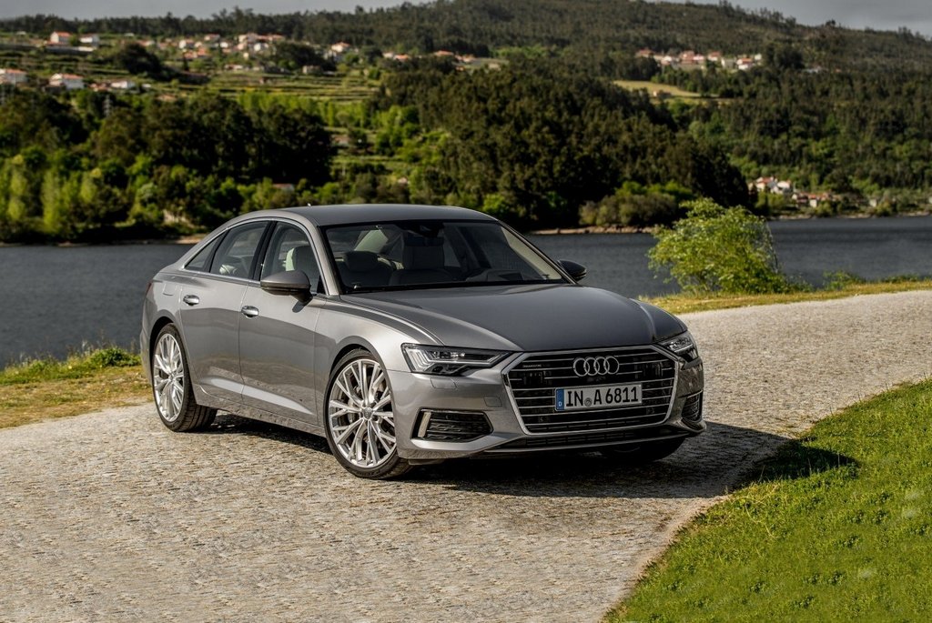 Biznes-sedan Audi A6 piątej generacji