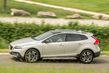 Terenowa modyfikacja hatchbacka Volvo V40 Cross Country zdjęcia 11