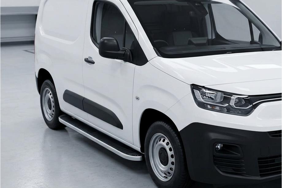 Opel Combo 2019- Progi Boczne Tayga Grey (2 szt., Aluminium) Image