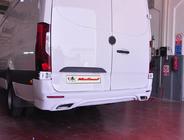 Mercedes Sprinter W907/W910 2018- Nakładka na tylny zderzak (gruntowana do lakierowania) zdjęcia 4