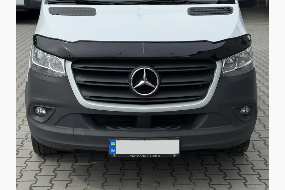 Mercedes Sprinter W907/W910 2018- Deflektor maski (EuroCap) Zdjęcia 1