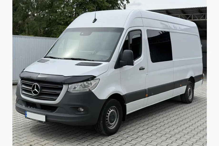 Mercedes Sprinter W907/W910 2018- Deflektor maski (EuroCap) Zdjęcia 4