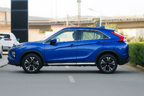 Mitsubishi Eclipse Cross 2017- Listwy drzwiowe OmsaLine (4 szt., stal nierdzewna) zdjęcia 3