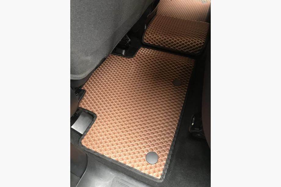 Mercedes GLE/ML class W166 2011-2018 Dywaniki EVA (ceglaste) Zdjęcia 3