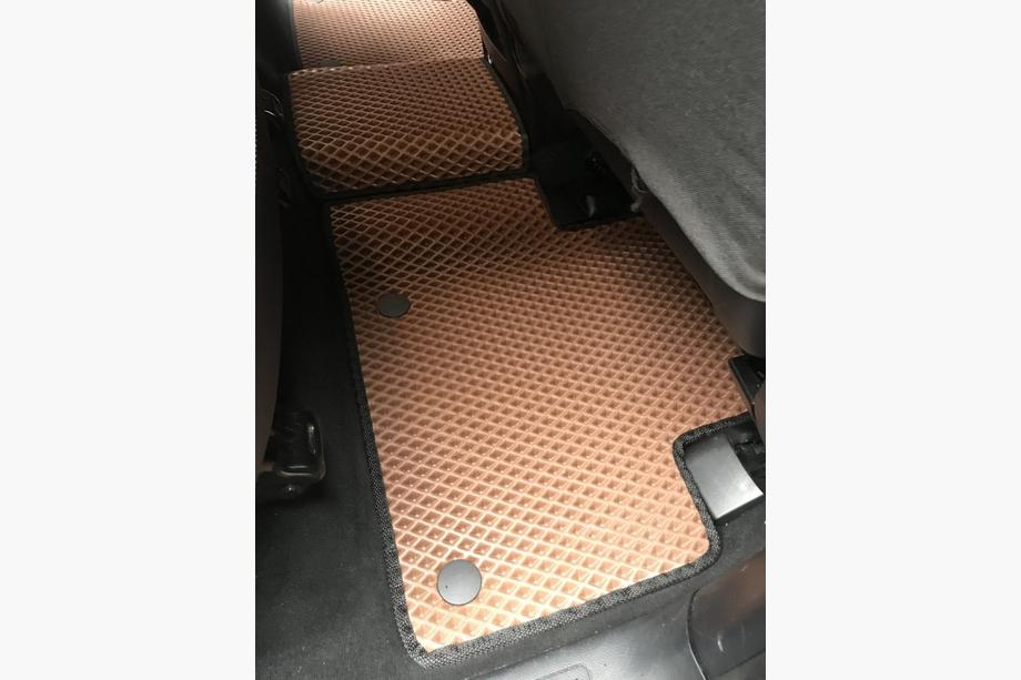 Mercedes GLE/ML class W166 2011-2018 Dywaniki EVA (ceglaste) Zdjęcia 4