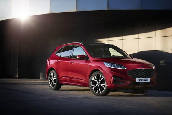 Nowa generacja kompaktowego crossovera Ford Kuga