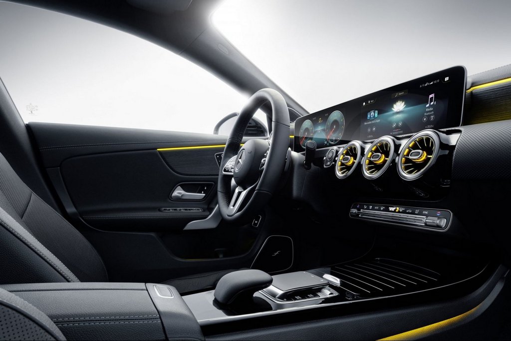 Przegląd drugiej generacji kombi Mercedes-Benz CLA Shooting Brake