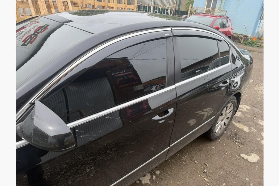 Volkswagen Passat B7 2012-2015 Deflektory szyb z listwą chromowaną SD (EU, 4 szt, Niken) Zdjęcia 3