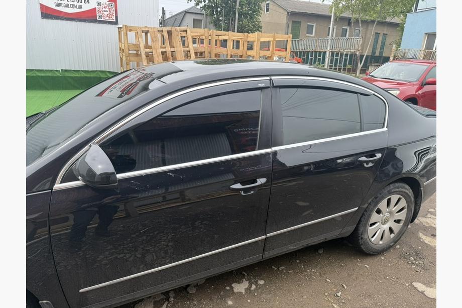 Volkswagen Passat B7 2012-2015 Deflektory szyb z listwą chromowaną SD (EU, 4 szt, Niken) Zdjęcia 7