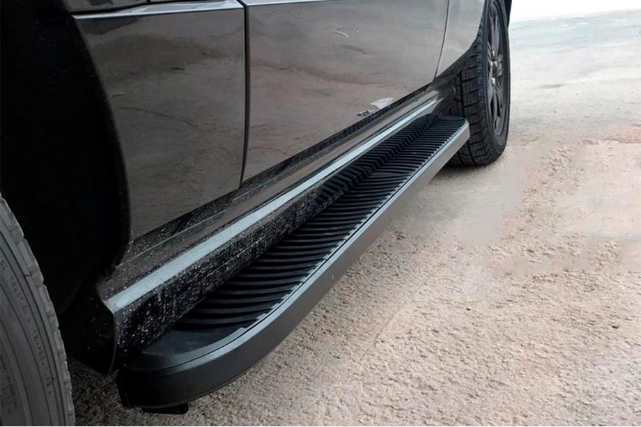 Range Rover III L322 2002-2012 Progi Boczné Tayga Black (2 szt., Aluminium) Image