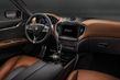Przegląd sportowy sedan Maserati Ghibli zdjęcia 10
