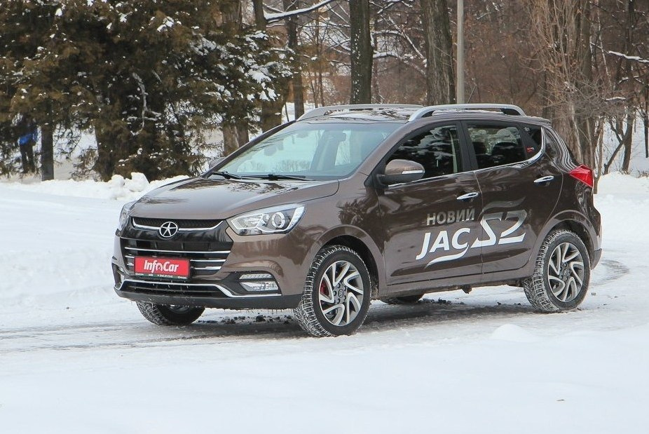 Recenzja zwrotnicy JAC S2 subcompact