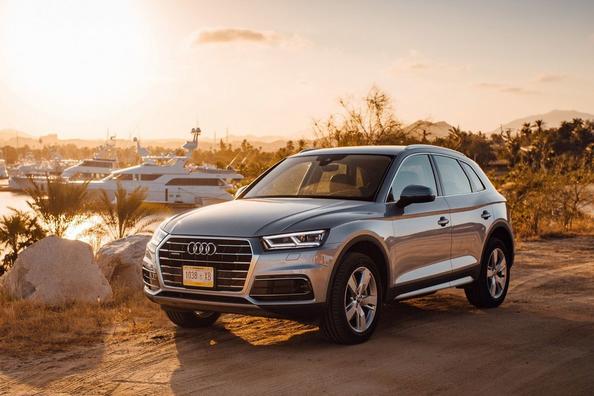 Druga generacja kompaktowego crossovera Audi Q5