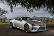 Przegląd wysokiej wydajności coupe Lexusa LC500 zdjęcia 13