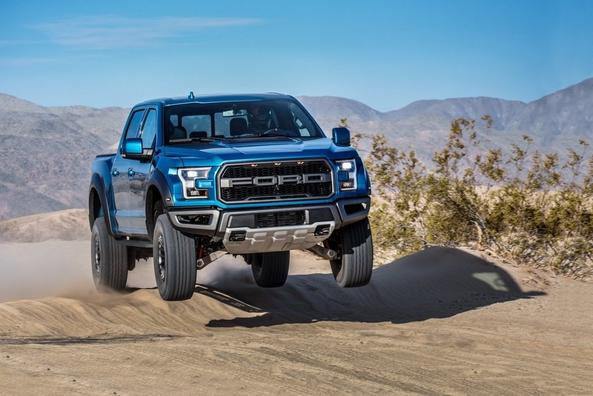 Przegląd pełnowymiarowy pick-up Ford F-150 Raptor