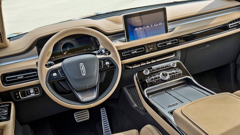 Przegląd luksusowego crossovera Lincoln Aviator