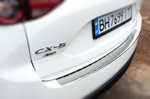 Mazda CX-5 2017–2025 Nakładka na tylny zderzak Carmos Stal Nierdzewna zdjęcia 1