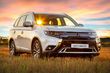 Przegląd crossover Mitsubishi Outlander zdjęcia 1