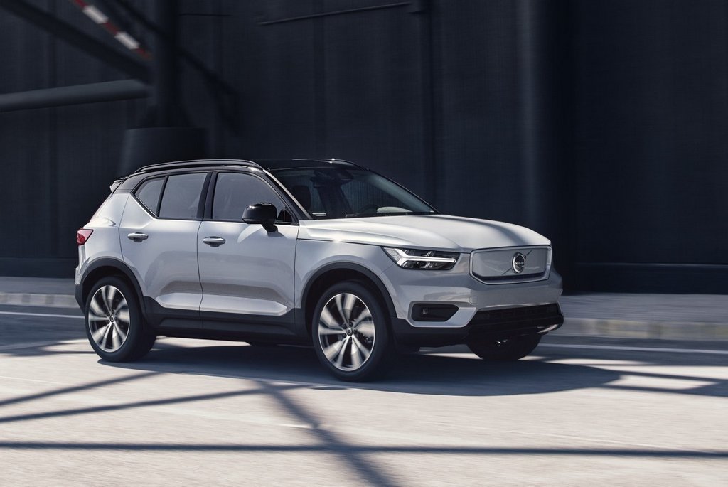 Elektryczny napęd na wszystkie koła zwrotnica Volvo XC40 Recharge