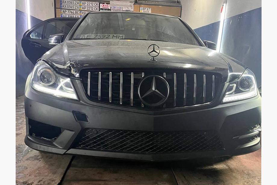 Mercedes C-class W204 2007-2015 Reflektory przednie LED (2011-2015, Zestaw 2 szt.) Zdjęcia 4