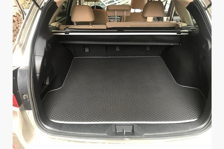 Subaru Outback 2014-2019 Dywanik bagażnika (czarny, EVA) Image