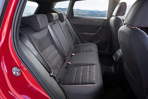 Kompaktowy crossover Seat Ateca Zdjęcie 13