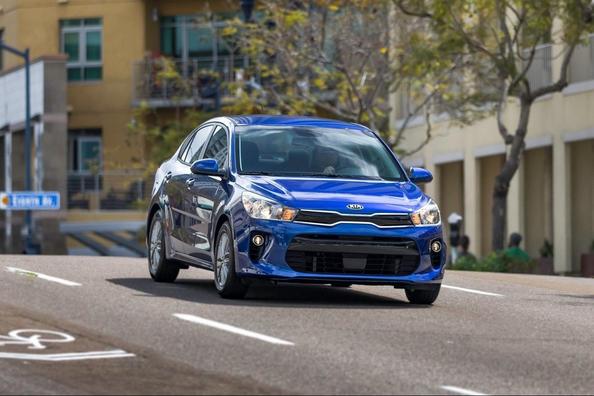 Czwarta generacja kompaktowego sedana KIA Rio