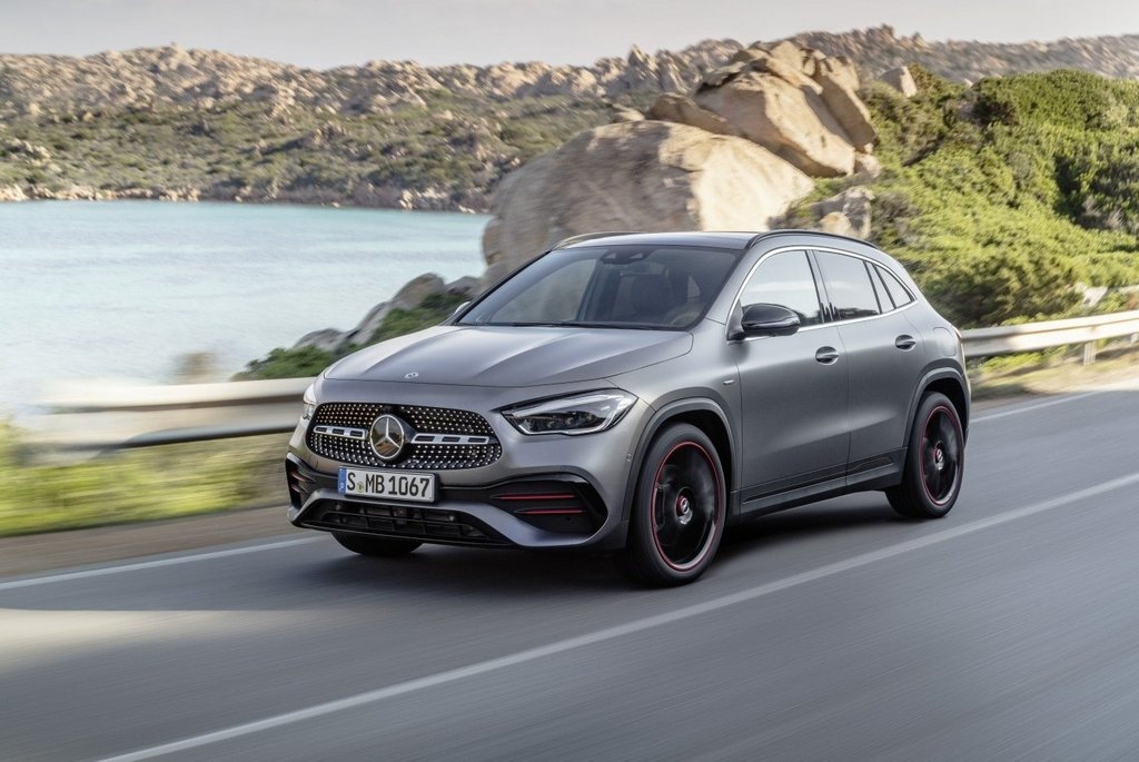 Przegląd nagrody kompaktowego zwrotnicy Mercedes-Benz GLA-Class