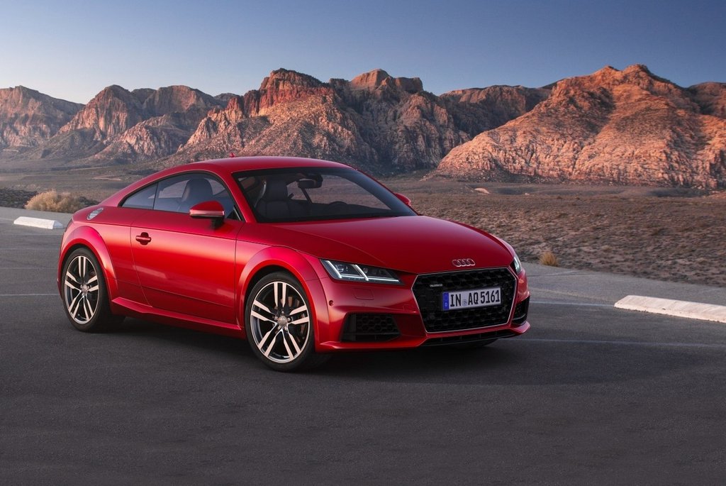 Przegląd zaktualizowanego coupe Audi TT Coupe