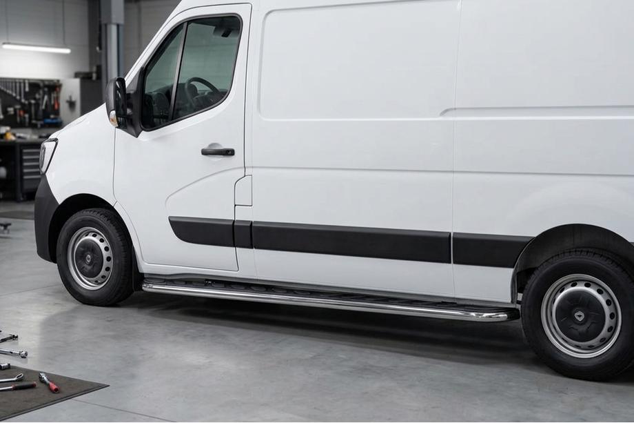 Renault Master 2011-2023 Progi Boczné Maydos V1 (2 szt. Aluminium) Krótki Rozstaw Osi Zdjęcia 1
