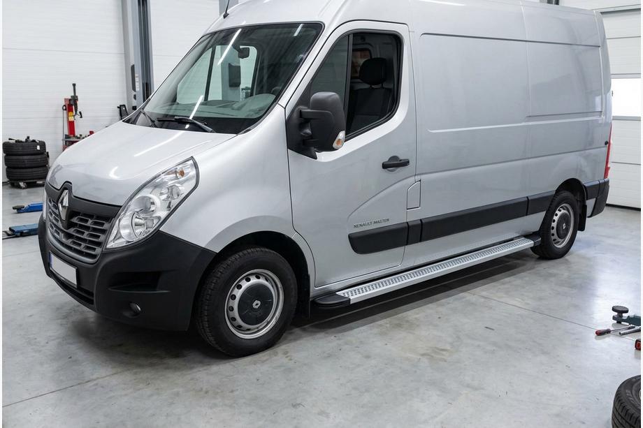 Renault Master 2011-2023 Progi Boczne Maya V2 (2 szt., Aluminium) Długa Baza Image