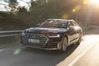 Sportowy luksusowej sedan Audi S8 zdjęcia 8