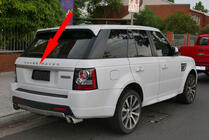 Range Rover Sport 2005-2013 Listwa tylna nad tablicą rejestracyjną (szara) zdjęcia 1
