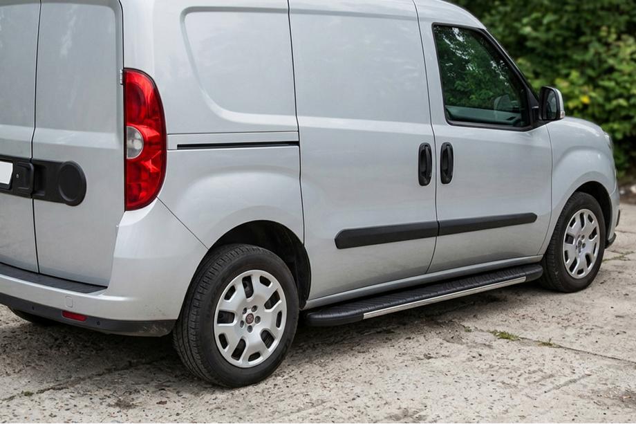 Fiat Doblo II 2010-2022 Progi boczne Bosphorus Grey (2 szt., aluminium) Image