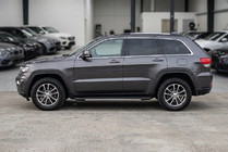 Jeep Grand Cherokee WK2 2010-2021 Progi boczne Bosphorus Grey (2 szt., aluminium) zdjęcia 1