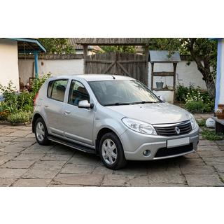 Progi boczne Bosphorus Grey (2 szt., aluminium) Renault Sandero 2007-2013 zdjęcia 1
