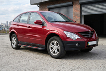 SsangYong Action 2005-2018 Progi Boczné Maya Red (2 szt., Aluminium) zdjęcia 1