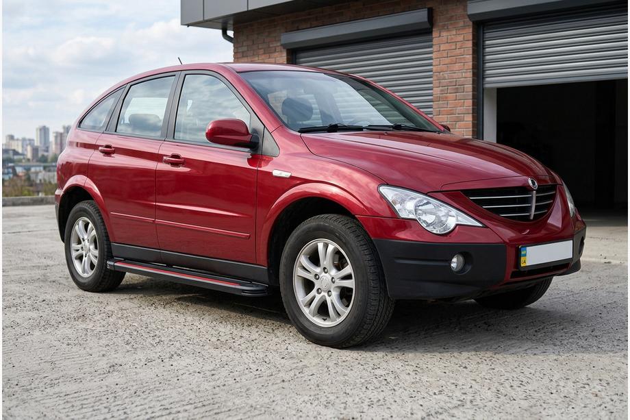 SsangYong Action 2005-2018 Progi Boczné Maya Red (2 szt., Aluminium) Image