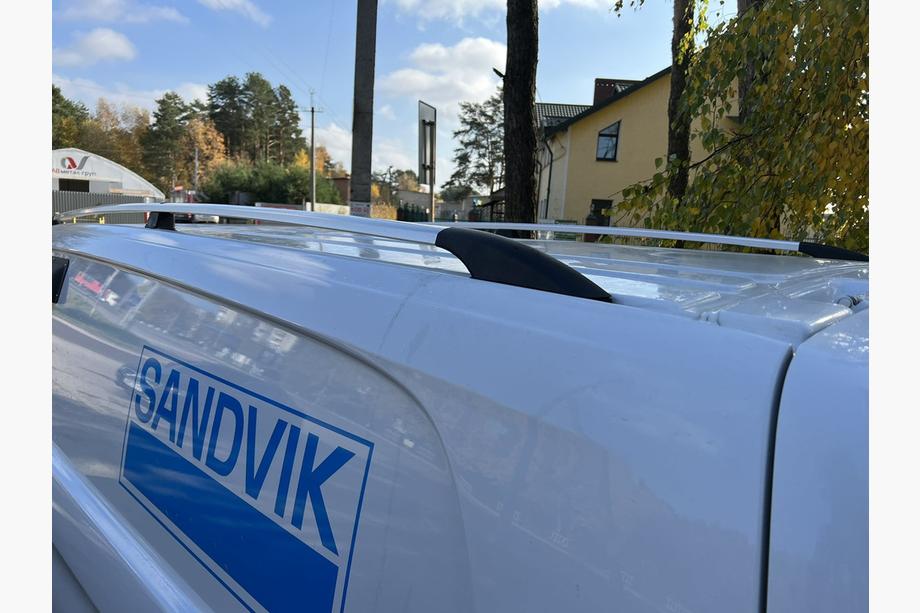 Mercedes Vito/V-class W447 2014- Relingi Dachowe Chrom DDU (Stopy Plastikowe) Krótki Rozstaw Osi (SHORT) Zdjęcia 5