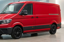Man TGE 2017- Progi Boczné Maya Red (2 szt., Aluminium) Long/ExtraLong zdjęcia 1