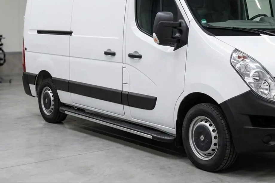 Nissan NV400 2010-2024 Progi boczne Bosphorus Grey (2 szt., aluminium) Image