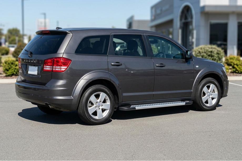 Fiat Freemont 2011-2016 Progi Boczné New Vision Grey (2 szt., Aluminium) Image