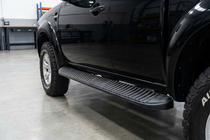 Ford Ranger 2007-2011 Progi Boczné Tayga Black (2 szt., Aluminium) zdjęcia 1