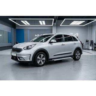 Progi Boczné New Vision Grey (2 szt., Aluminium) zdjęcia 1