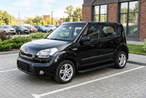 Kia Soul I 2008-2013 Progi Boczné Tayga Black (2 szt., Aluminium) zdjęcia 1