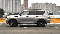 Nissan Patrol Y62 2010-2024 Progi Boczné New Vision Grey (2 szt., Aluminium) zdjęcia 10