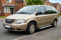 Chrysler Voyager 2001-2007 Progi boczne Allmond Grey (2 szt., aluminium) zdjęcia 1