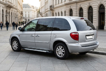 Chrysler Voyager 2001-2007 Progi Boczne Line (2 szt., Aluminium) zdjęcia 1