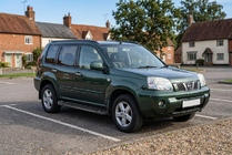Nissan X-trail T30 2002-2007 Progi Boczné RedLine Black (2 szt., aluminium) zdjęcia 1